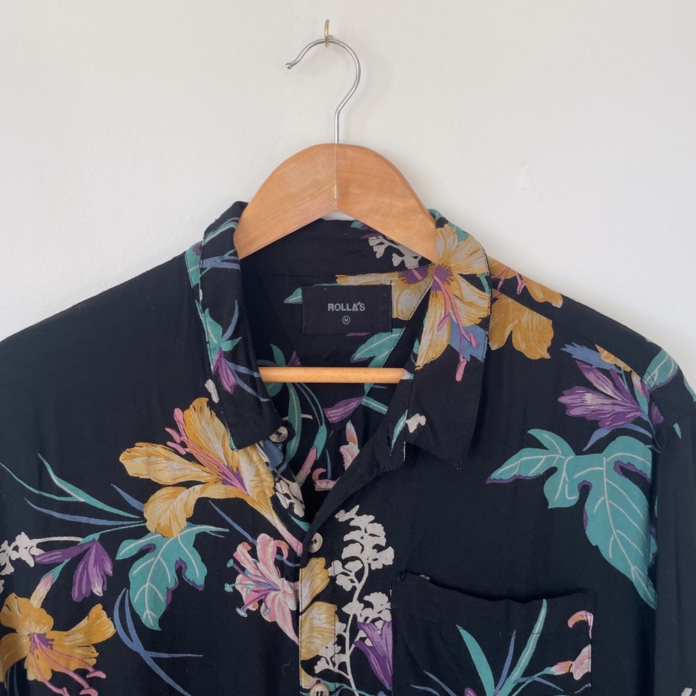 ROLLA’S Tropical Button Up - Picture 2 of 3